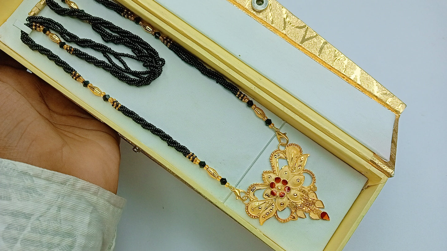 Small mangalsutra