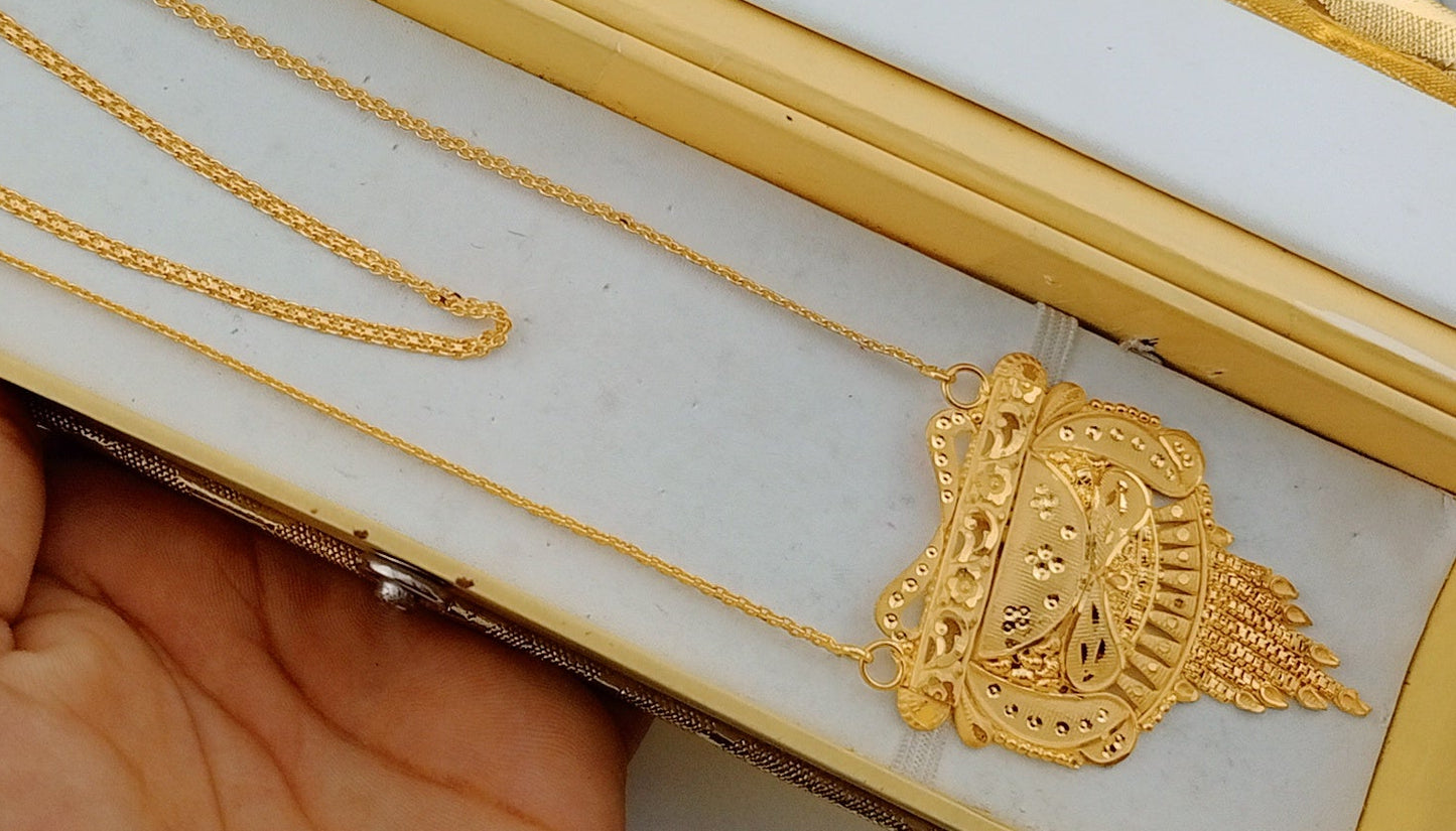 Small mangalsutra