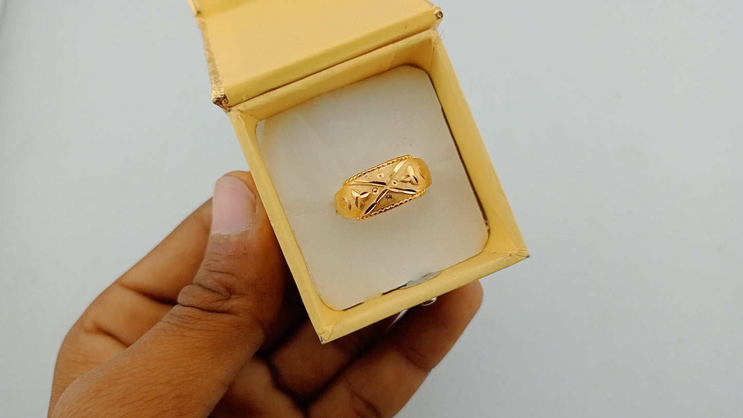 Fancy ring