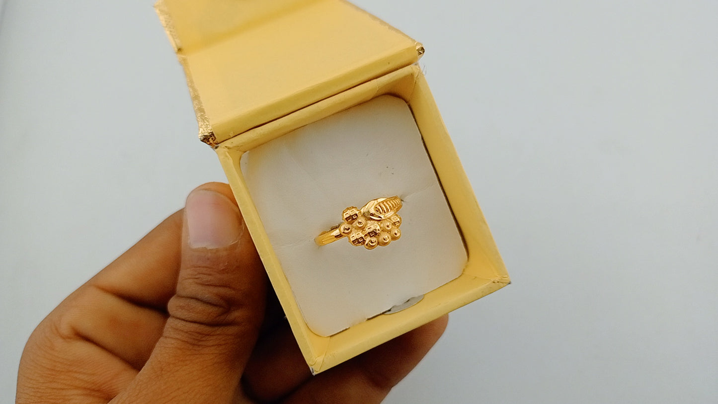 Fancy ring