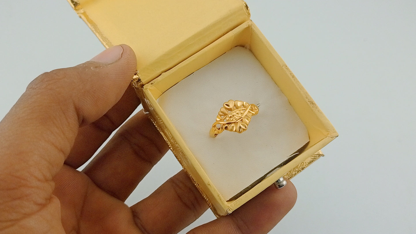 Fancy ring