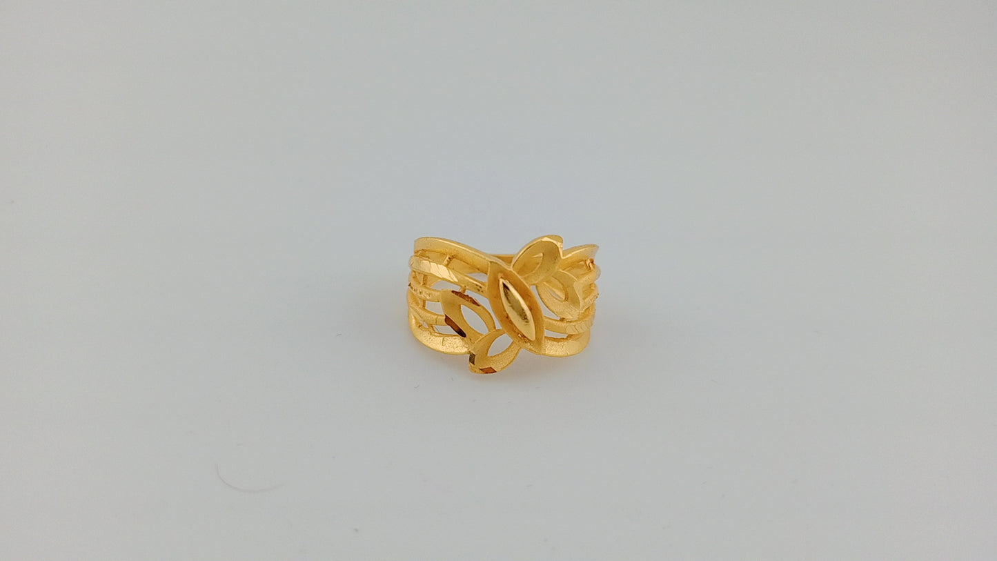 Fancy ring