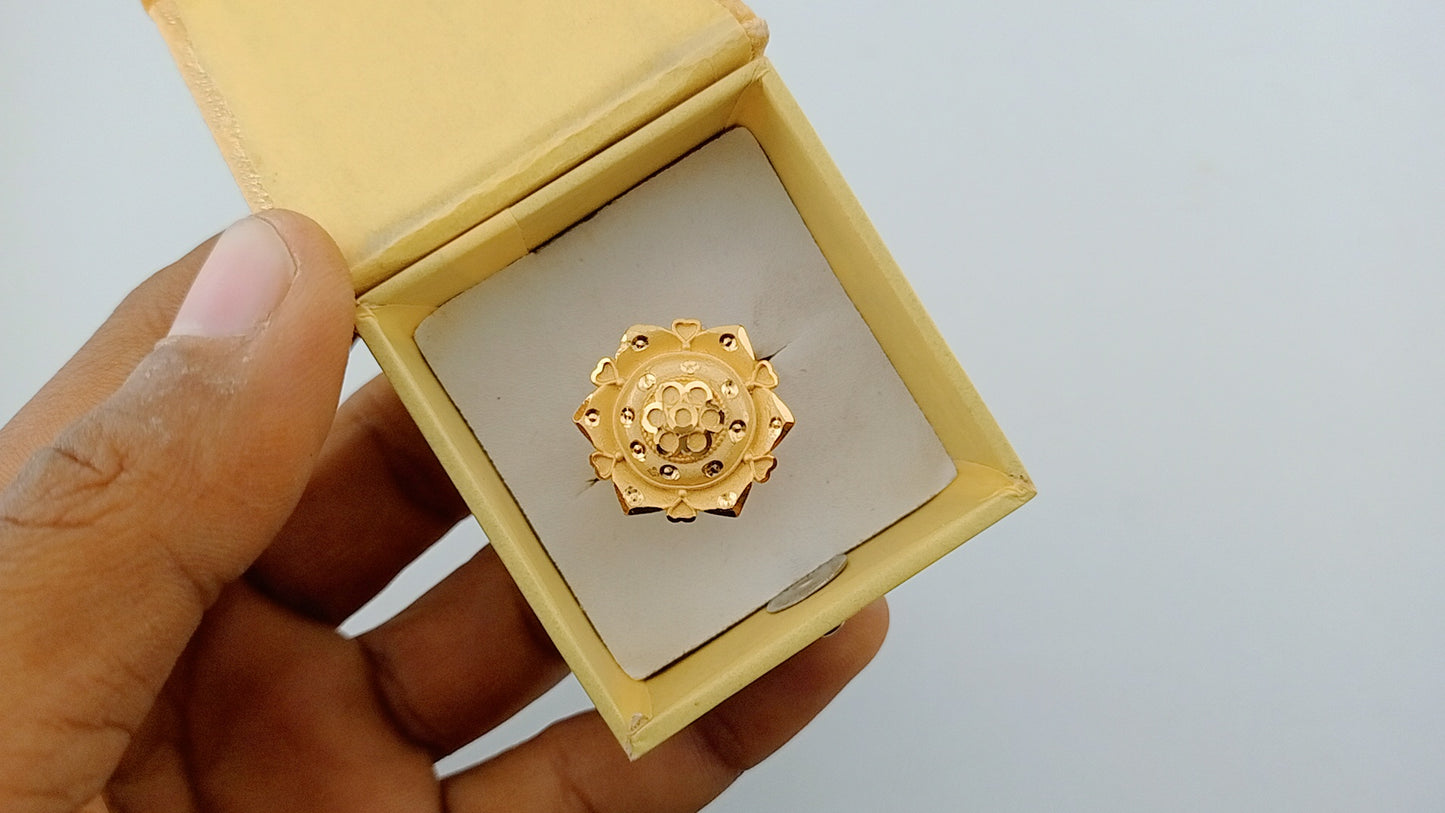 Fancy ring