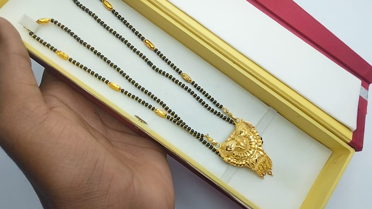 Simple mangalsutra