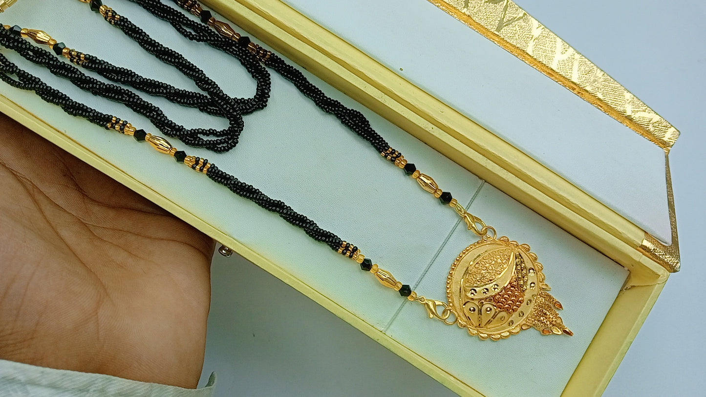 Small mangalsutra