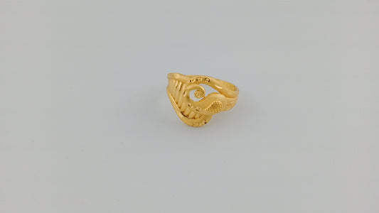 Ladies ring