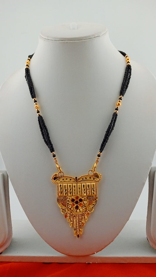 Small mangalsutra