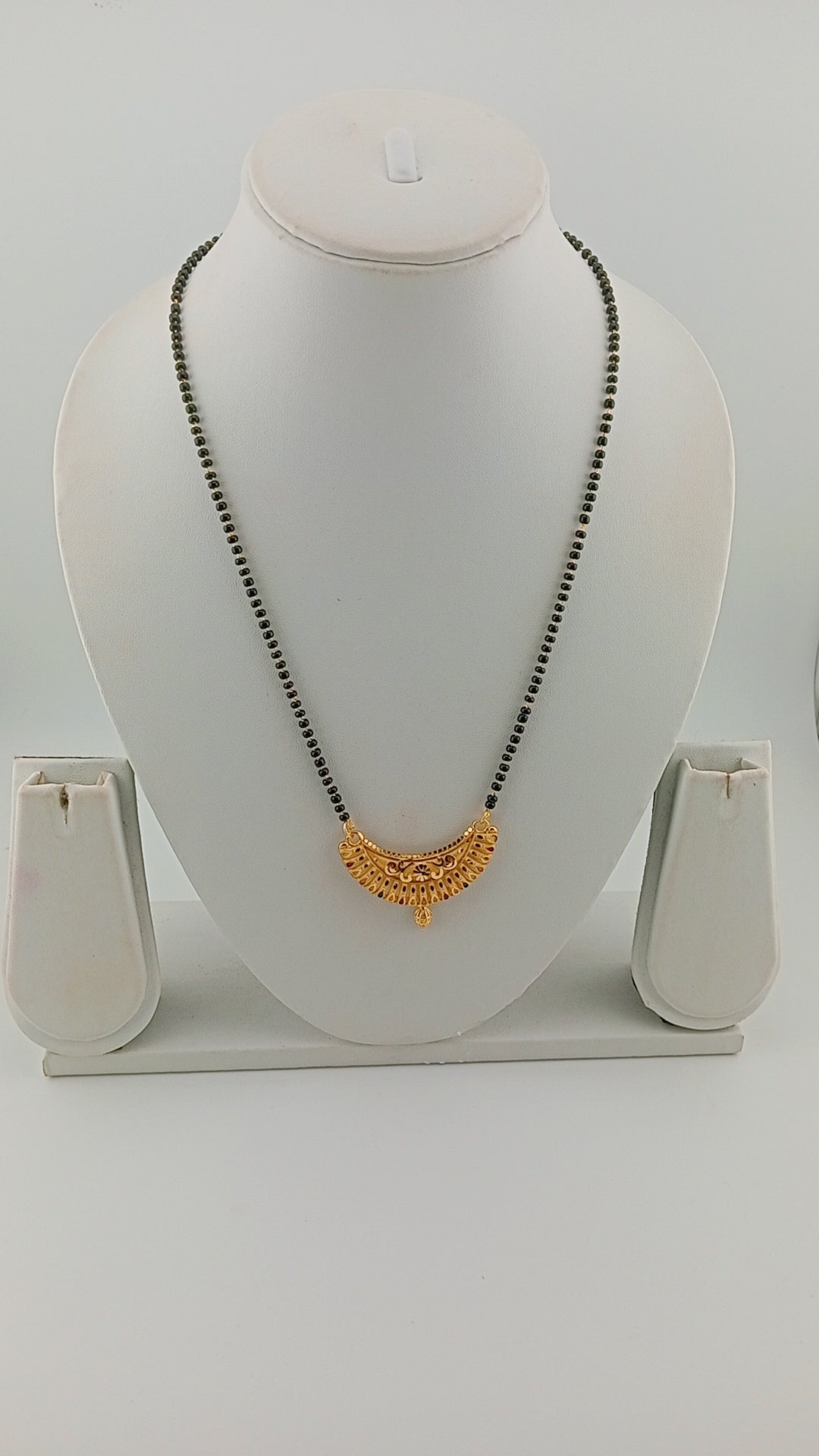 Fancy mangalsutr