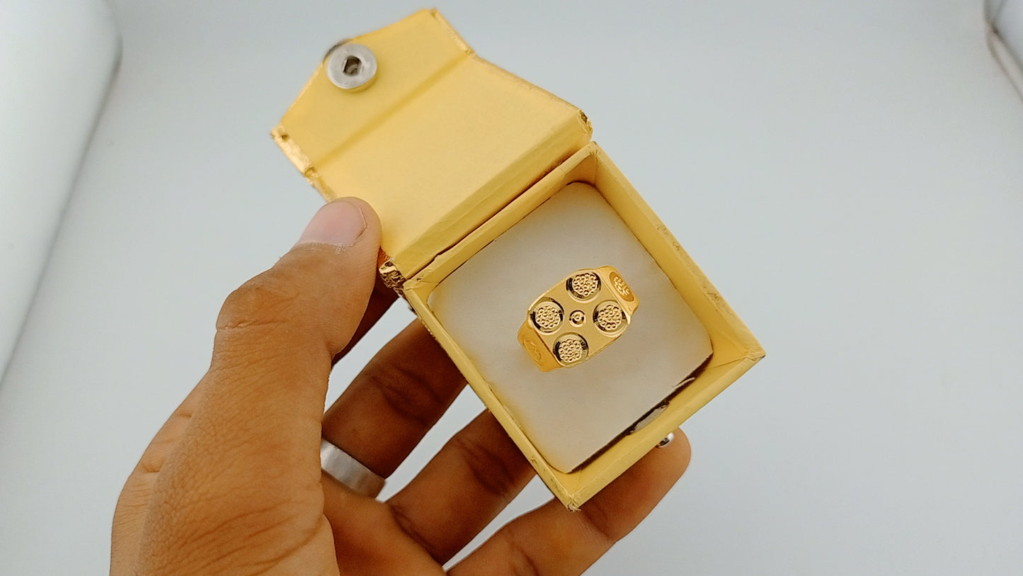 Jents ring