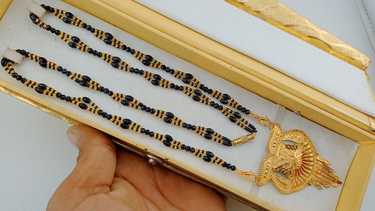Small mangalsutra