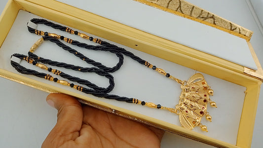 Small mangalsutra