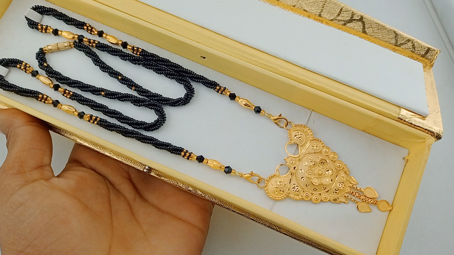 Small mangalsutra