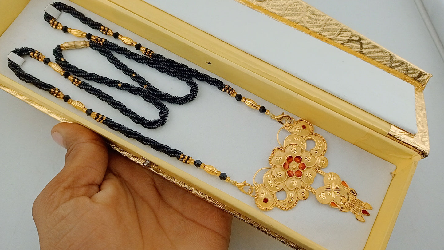 Small mangalsutra