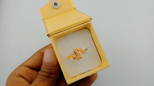Fancy ring