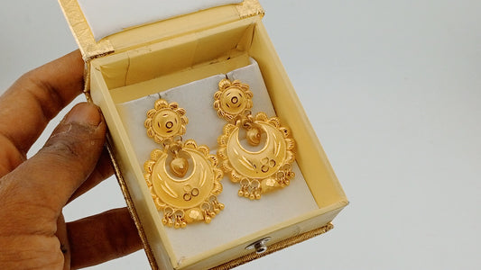 Big earrings