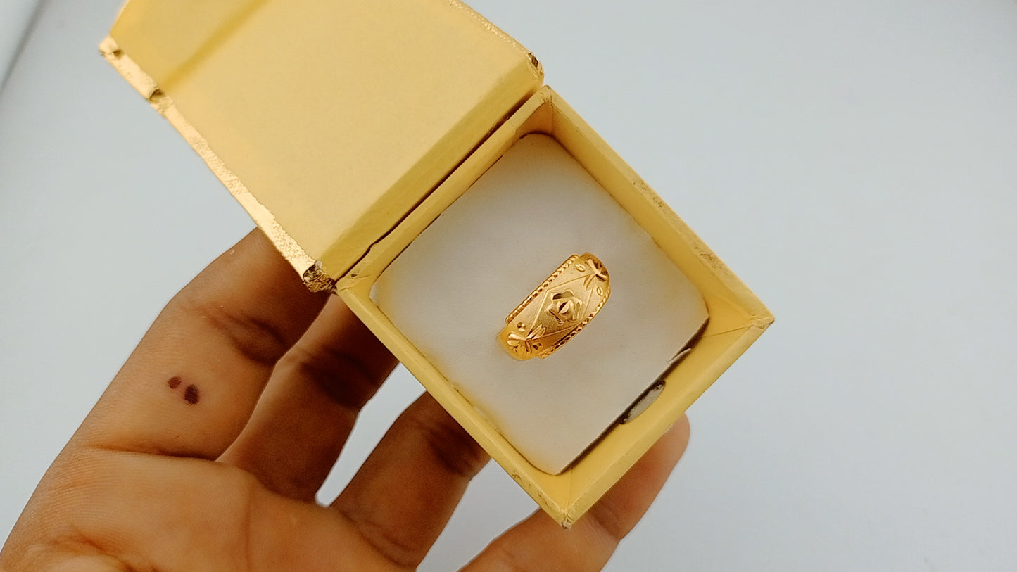 Fancy ring
